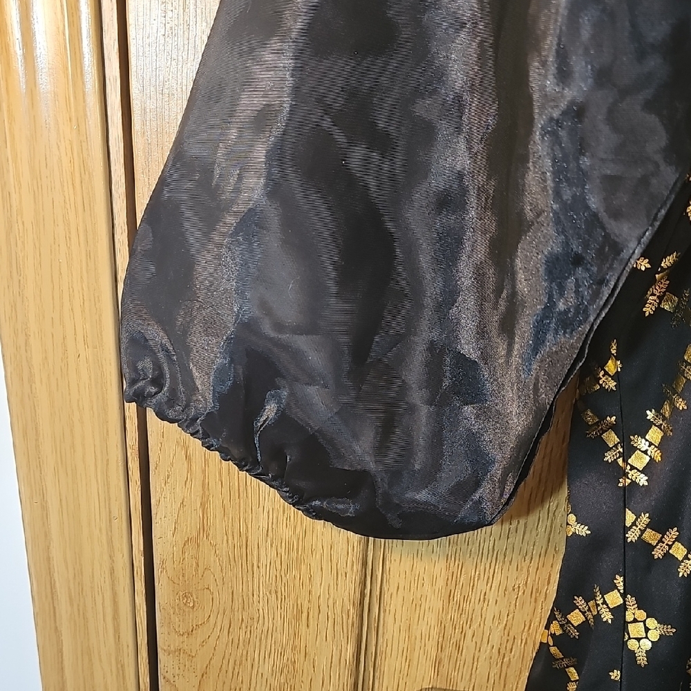 Chic Black and Gold Blouse - Picture 7 of 13